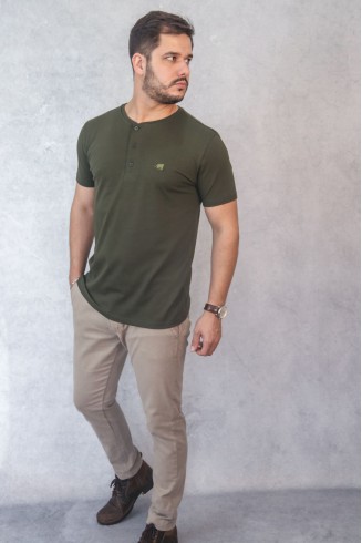 Henley Verde Militar com Onça